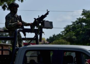 U.S. asks citizens in Mexico to shelter after cartel leader killed