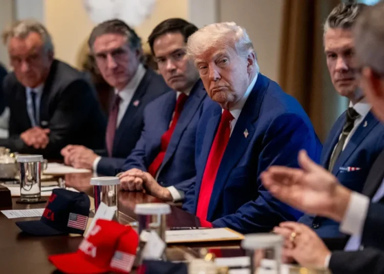 Ex-GOP insider warns end is nigh for Trump — and State of the Union bluster will show it