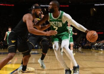 Harvard professor finally cracks the scientific secret of why sneakers squeak during basketball games