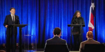 What Kind of Fighter Do Democrats Want?