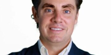 I’m one of America’s top pollsters and I’ve got a warning for the AI companies: customers aren’t sold on ads