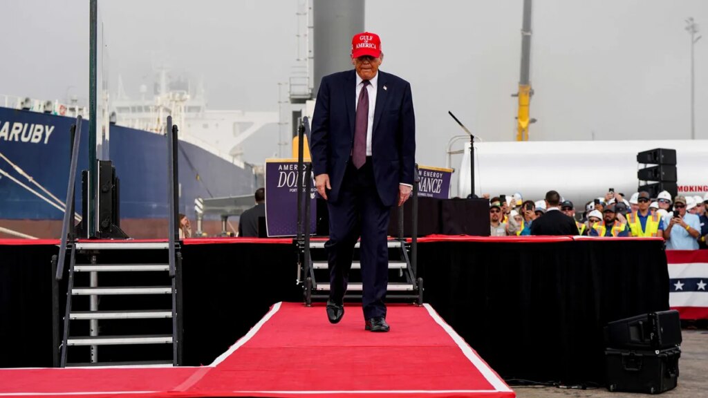 GOP lawmakers join Dems in urgent effort to rein in Trump and halt ‘illegal war’