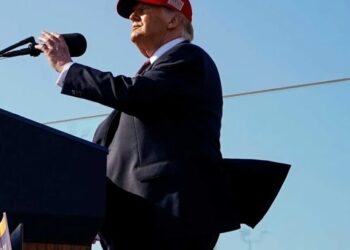 Trump says he’s ‘entitled’ to illegal third term as allies work to back effort