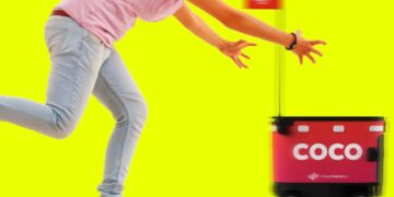 Woman Annoyed When Delivery Robot Comes Into Her Yard, Tears Up Her Garden and Steals Her Fence