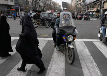 In Iran, Slain Protesters’ Memorials Will Test State Crackdown