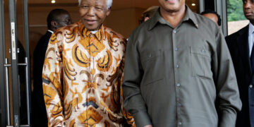 In Africa, Jesse Jackson Was Esteemed for His Fight Against Apartheid