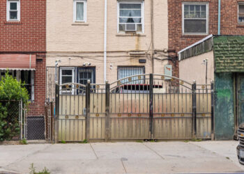 Are You a New Yorker with a Unique Parking Situation? We Want to Hear It.