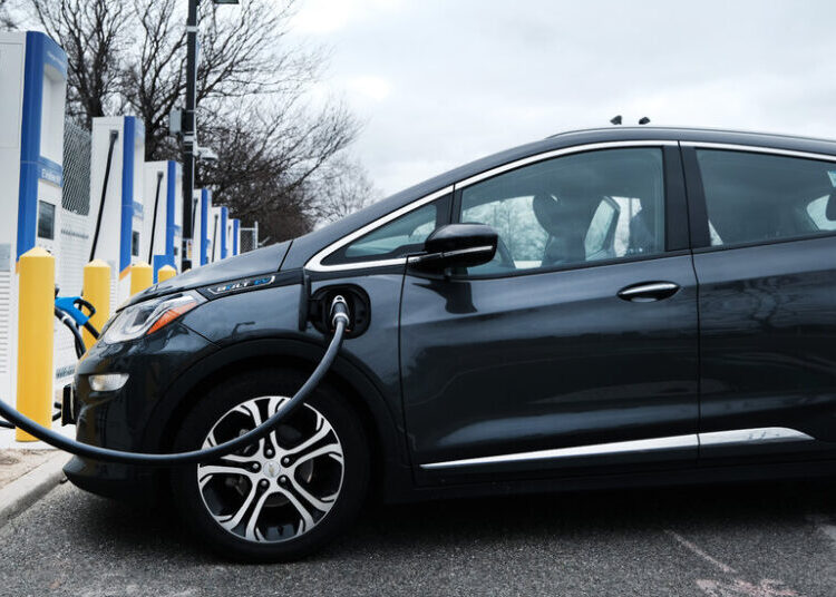 Uber Will Offer Incentives for E.V. Charger Construction