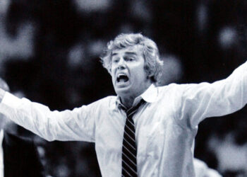 Doug Moe, 87, N.B.A. Coach as Freewheeling as His Style of Play, Dies