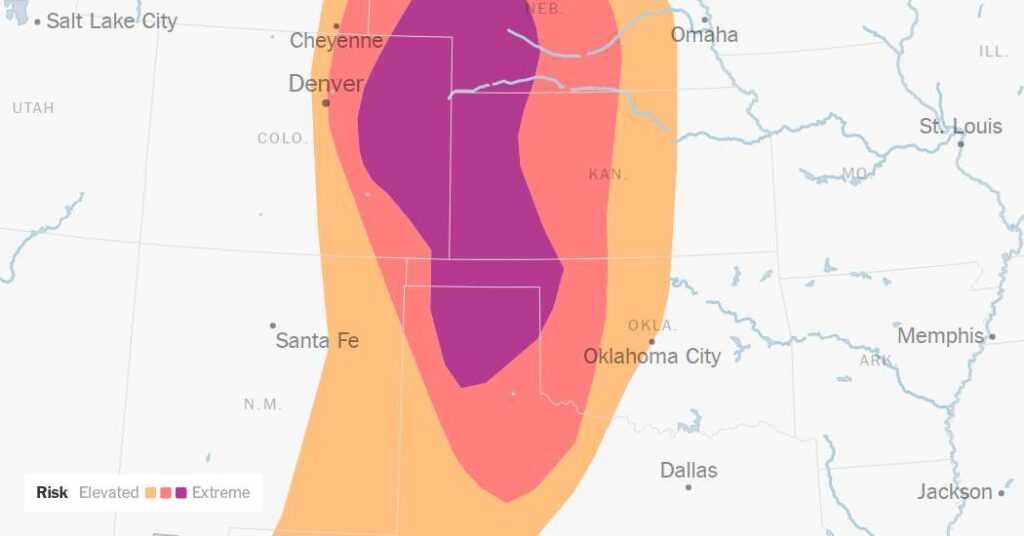4 Dead in Colorado Crash as Strong Winds Kick Up Wildfire Warnings
