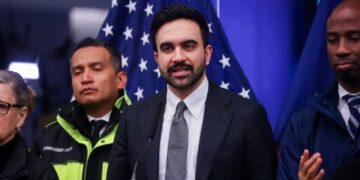 Michael Goodwin: Mayor Mamdani offers ‘sloppy’ response to NYPD officers attacked with snowballs