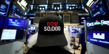 Mixed Signals Churn Stock Market Despite Recent Highs