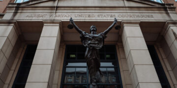 Judge Rebukes U.S. Over Application to Search Reporter’s Home