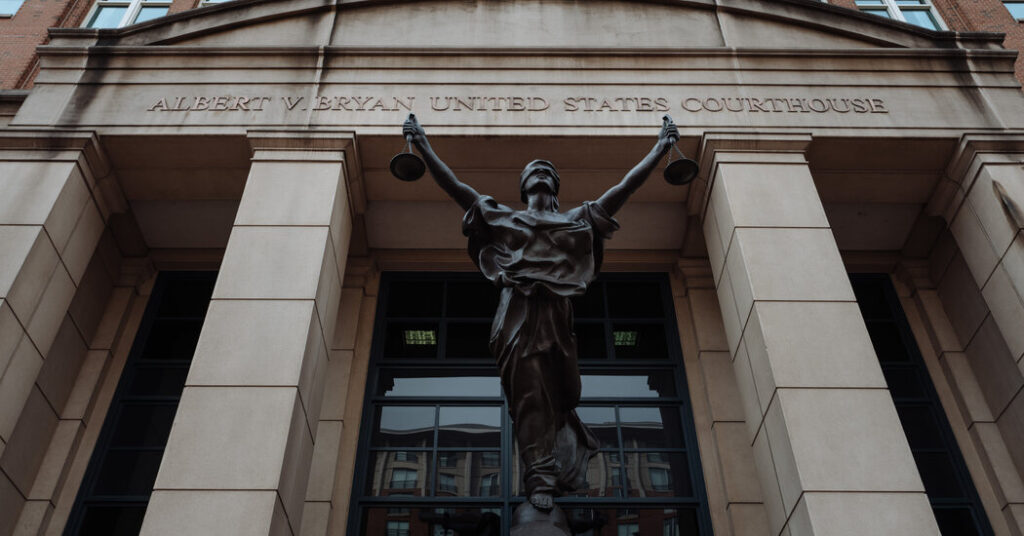 Judge Rebukes U.S. Over Application to Search Reporter’s Home