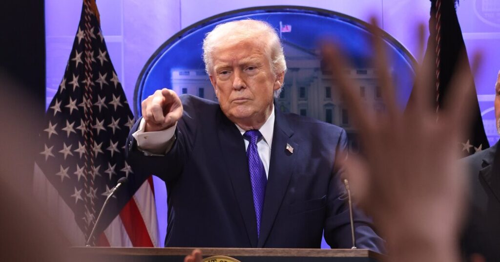 Trump Presses on With Tariffs Despite Court, and Court of Public Opinion