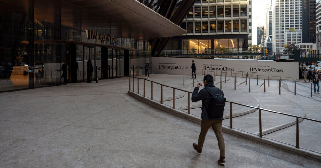 JPMorgan Admits It Shut Trump’s Accounts After Jan. 6 Capitol Attack