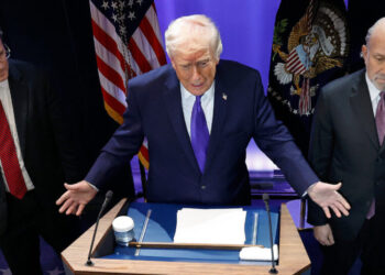 Shocker! SCOTUS Schools POTUS