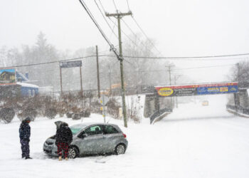 Blizzard Warnings Issued for Swath of East Coast, Including N.Y.C.