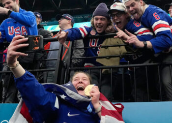 Women’s Olympic Hockey Gold Medalist Has Her Brothers’ Eccentric Support