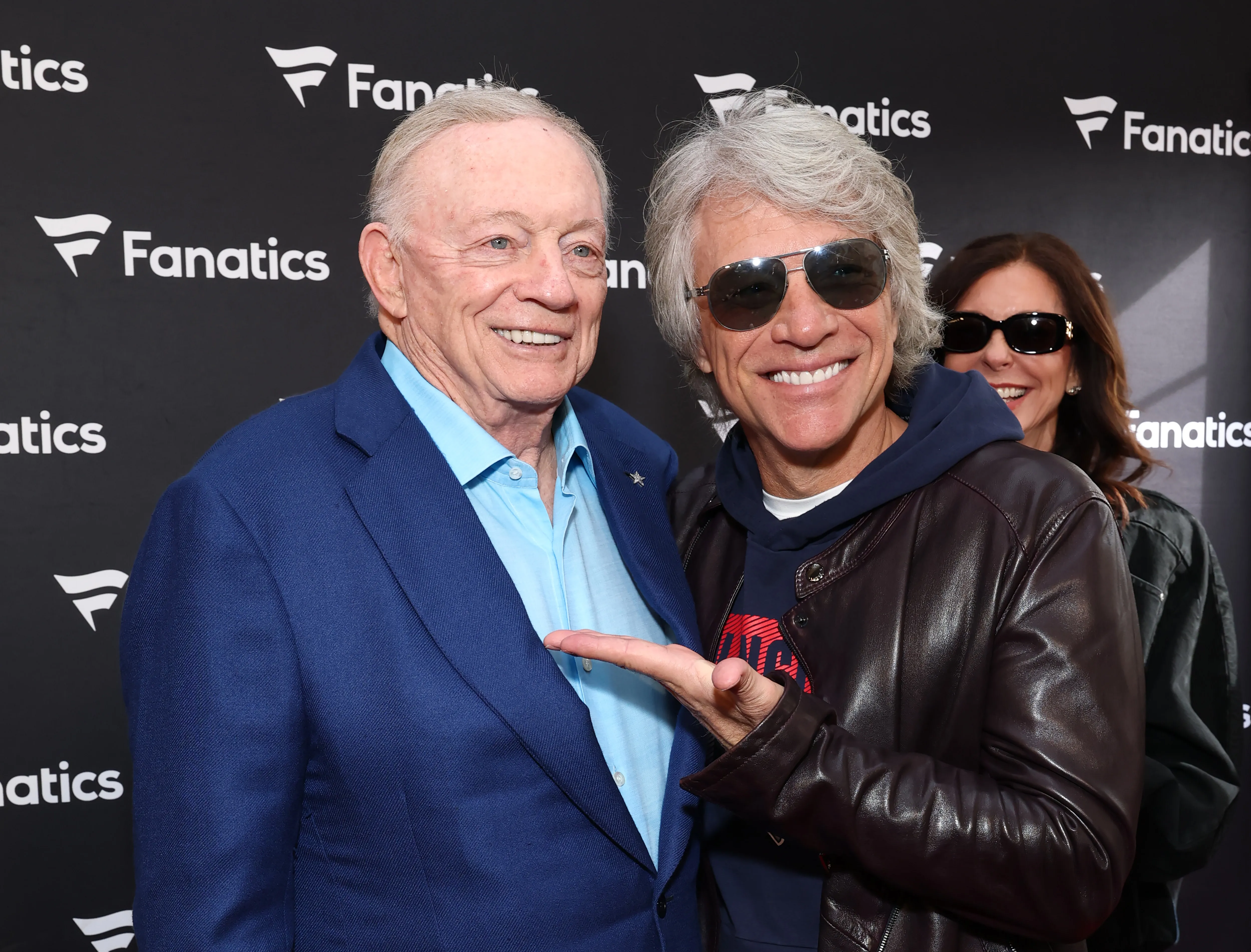 A photo of Jon Bon Jovi and Jerry Jones