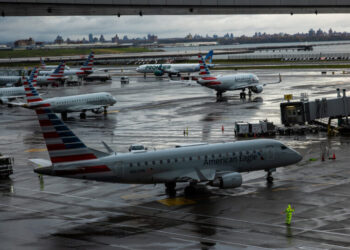 Winter Storm Disrupts Travel at Major Airports in the Northeast
