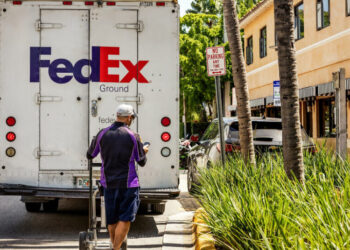 FedEx Sues for Refund of Trump Tariffs Rejected by Supreme Court