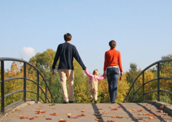 Research Finds Interaction With Father, Not Mother, Affects Child Health