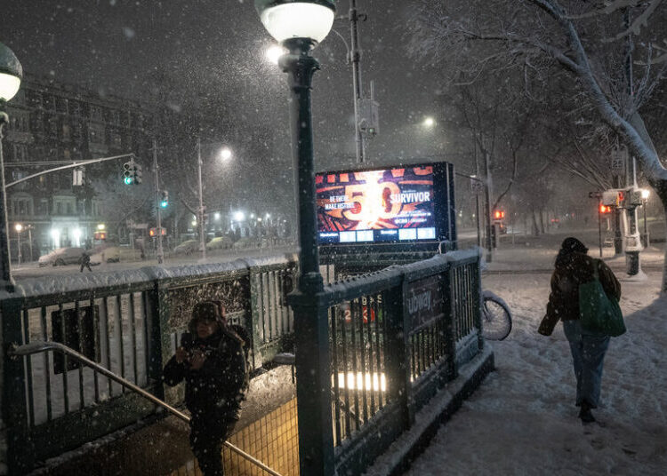 The Blizzard Has Snarled Transit in the Northeast