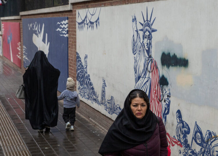 Iranians Brace for War Beneath Veneer of Normalcy