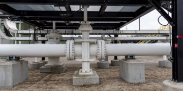 Supreme Court Hears Case That Could Decide Fate of Great Lakes Pipeline