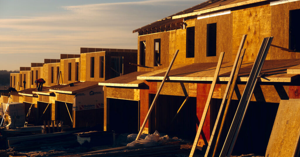 Democrats Counter Trump With Their Own Plan to Limit Wall Street Landlords