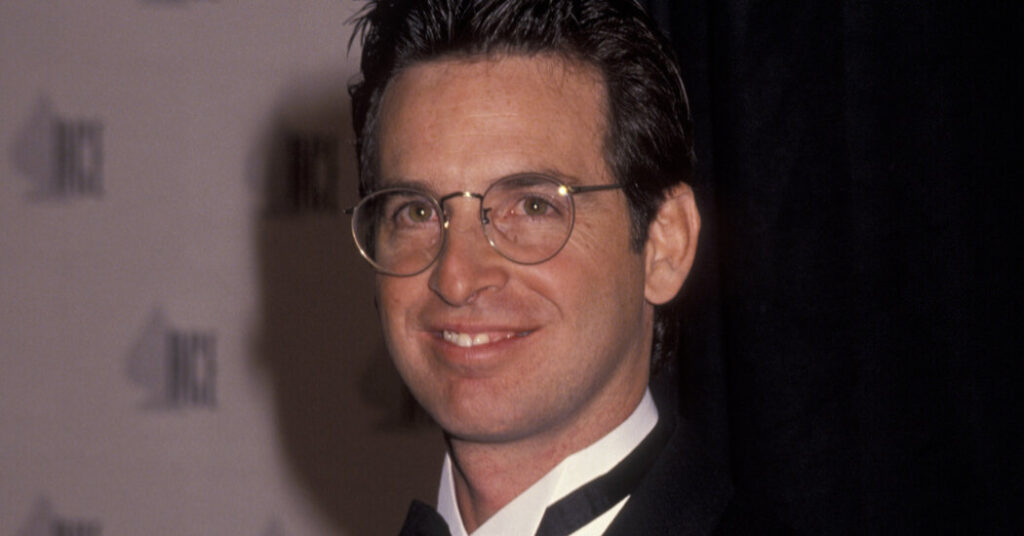 Robert Carradine, Actor Who Played the Father in ‘Lizzie McGuire,’ Dies at 71