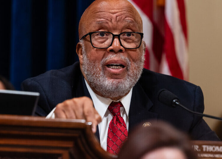 Lawmakers Ask Tech Companies What User Data They Provided to D.H.S.