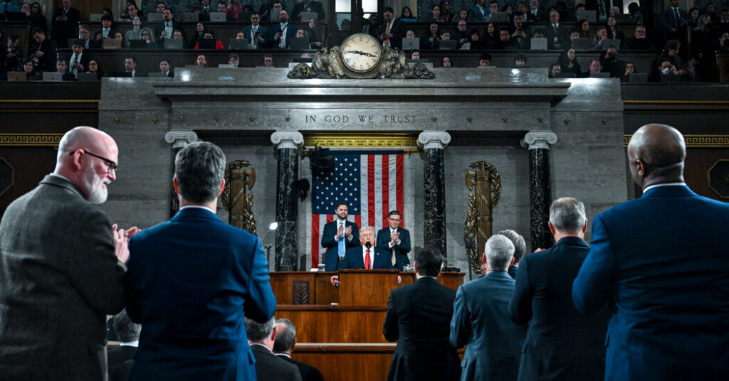 Trump Puts On a Show, Casting Democrats as the Villains