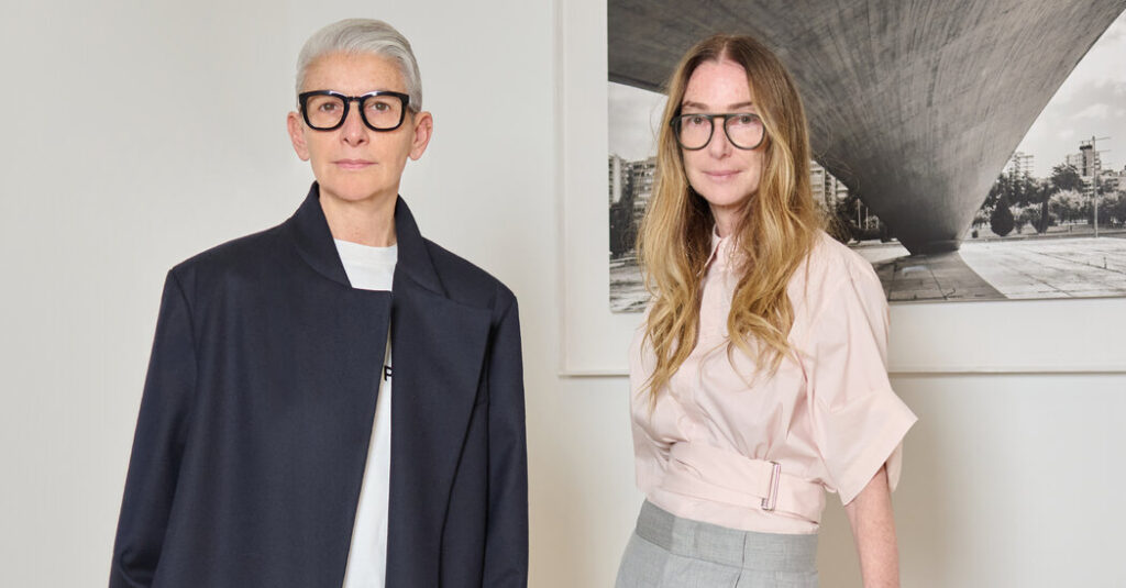 The Devil Wears Sasuphi