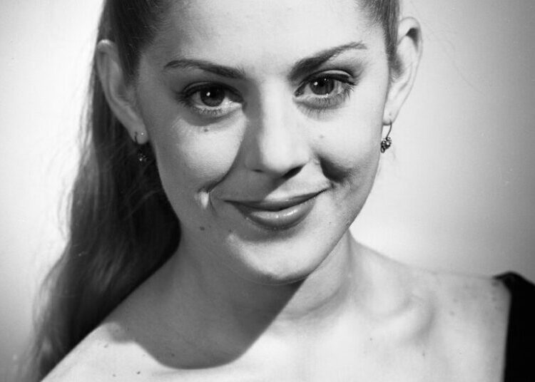 Sondra Lee Dies at 97; Originated Roles in ‘Peter Pan’ and ‘Hello, Dolly!’