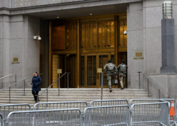 Parents Wait Months to Be Taken Off N.Y. Child Abuse List, Lawsuit Says