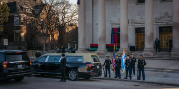 Chicago Bids Farewell to Jesse Jackson as Memorials Begin