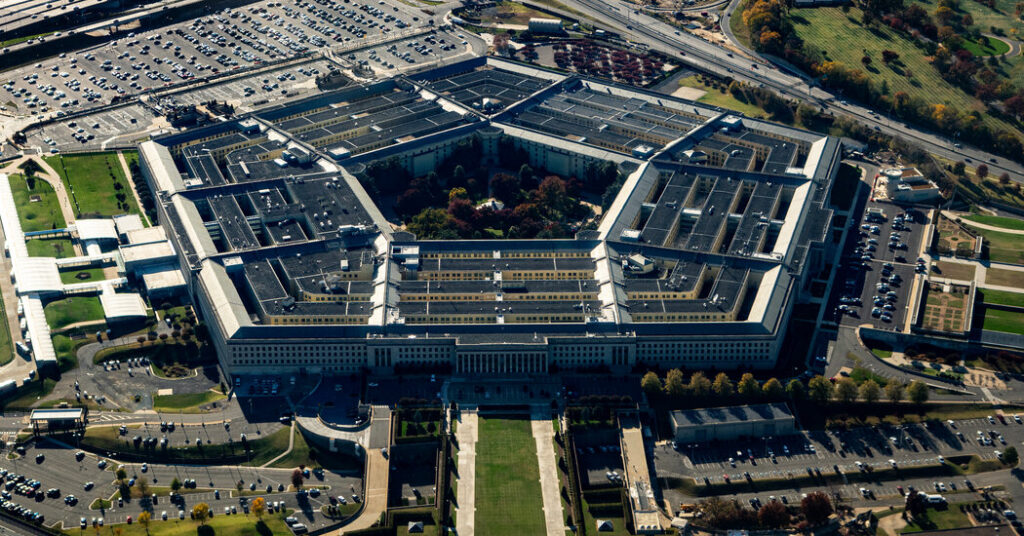 Silicon Valley Rallies Behind Anthropic in A.I. Clash With Trump