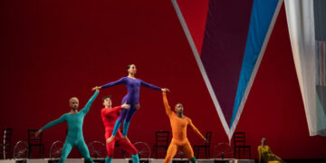 Review: Robert Rauschenberg’s Sharp Dancing Mind on Display