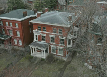 ‘Murder in Glitterball City’ and True Crime’s Obsession With Location