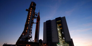 NASA Aims for 2 Moon Landings in 2028 With New Artemis Schedule