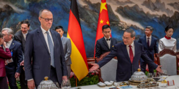 Europe Needs Some Space From China and Trump. Its Firms Don’t.