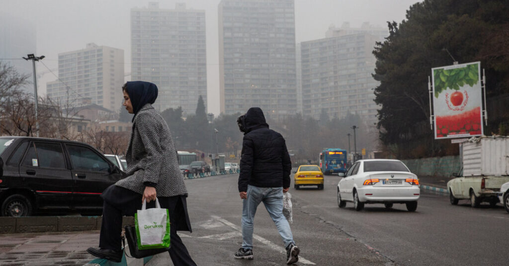 As U.S. Bombs Tehran, Some Iranians Feel Abandoned by Their Leaders