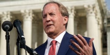 ‘Wife Cheater’ Trump Ally Deploys Daughter to Defend Him After Homewrecking Claims