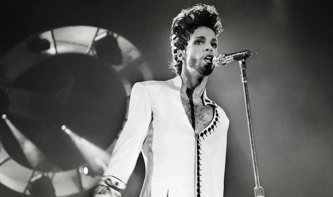 4 Forgotten Songs That Are Infinitely Better Than These R&B Artists’ Biggest Hits