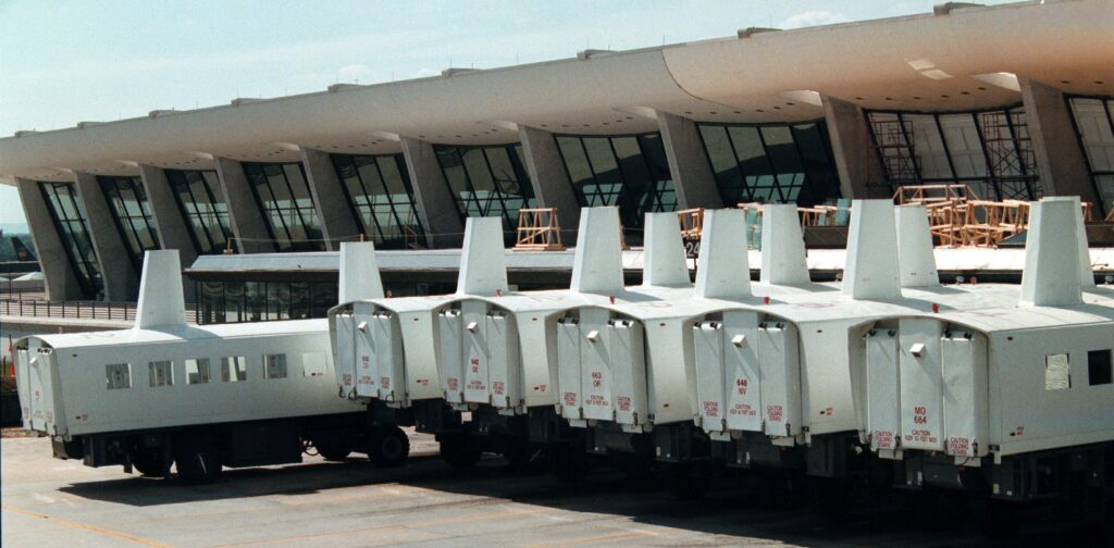 Trump moves to remake Dulles Airport, weighing redesign proposals