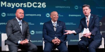 Mayors look at Minneapolis with concern and wonder: Is my city next?