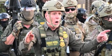 Leaked Email Reveals Border Patrol Goon’s Jaw-Dropping Complaint About Tactics