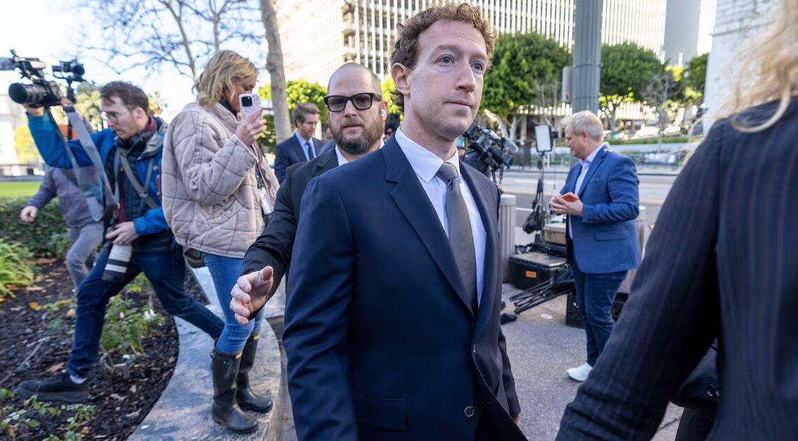 Billionaire Zuck Arrived at Landmark Trial in Ill-Fitting Suit